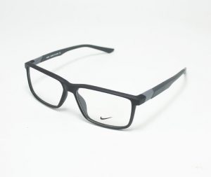 6 Jenis Kacamata  Baca  Pria yang Keren KlubPria com